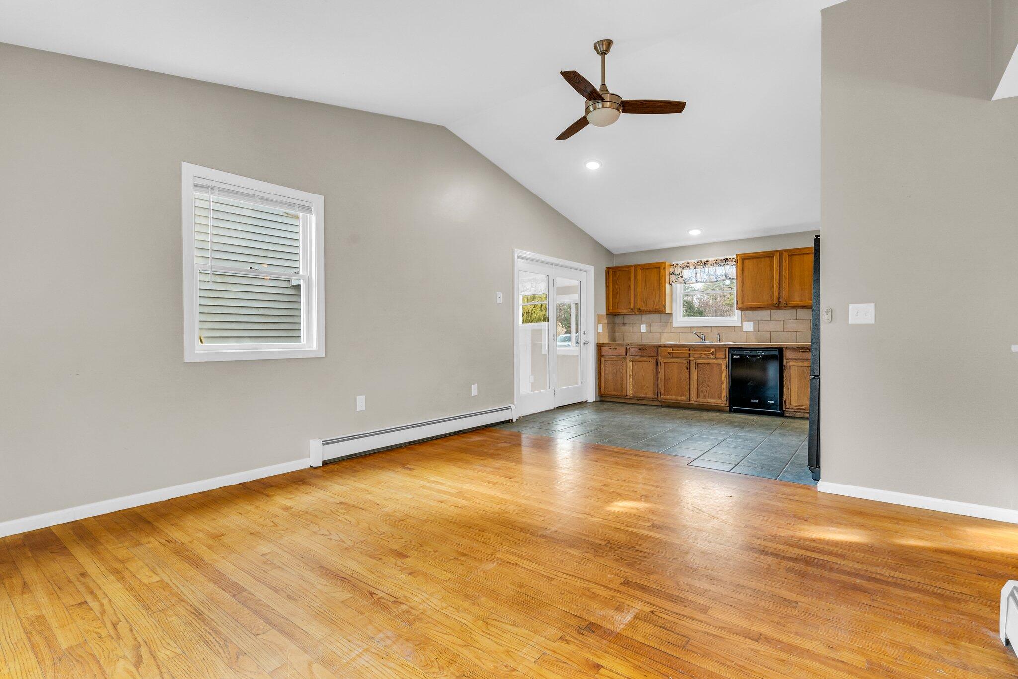 191 Main Street Windham, ME 04062 - Photo 9 of 49 Living Room