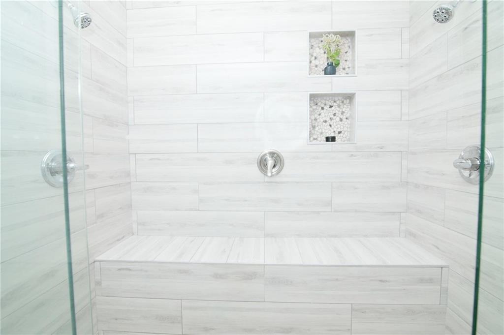 531 Allendale Drive Decatur, GA 30032 - Photo 15 of 19 a bathroom with a shower