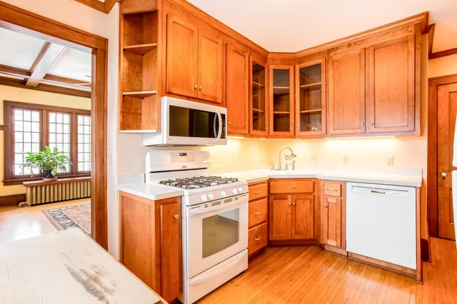 $525,000 | 2244 Dayton Avenue, St. Paul, MN 55104