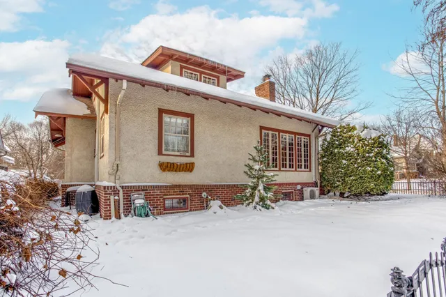 $525,000 | 2244 Dayton Avenue, St. Paul, MN 55104