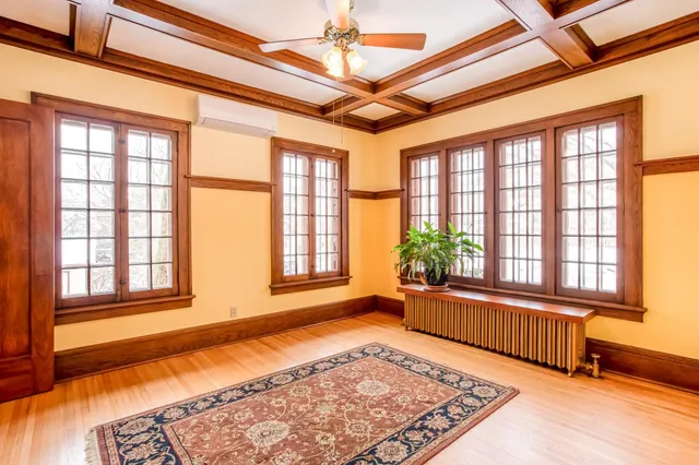 $525,000 | 2244 Dayton Avenue, St. Paul, MN 55104