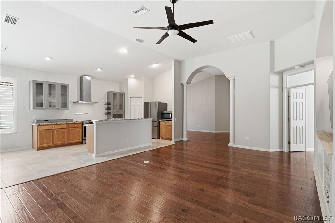 653 West Doerr Path Hernando, FL 34442 - Photo 12 of 58