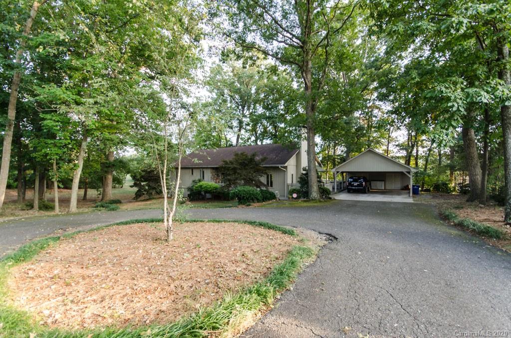 1708 Country Club Road Lincolnton, NC 28092 - Photo 1 of 21 Gallery Image 1