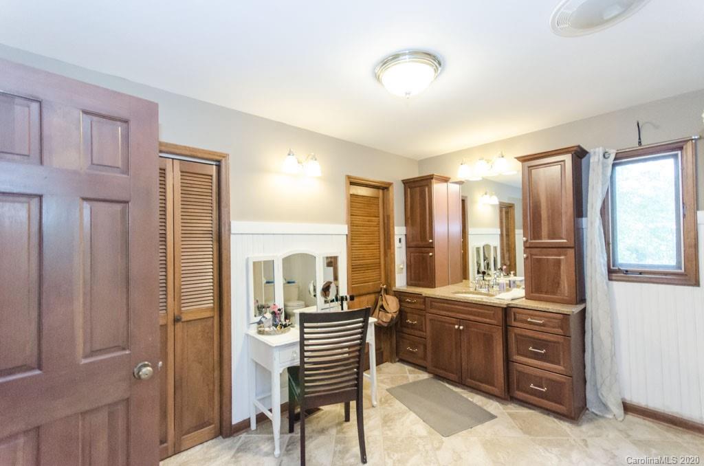 1708 Country Club Road Lincolnton, NC 28092 - Photo 13 of 21 Gallery Image 13