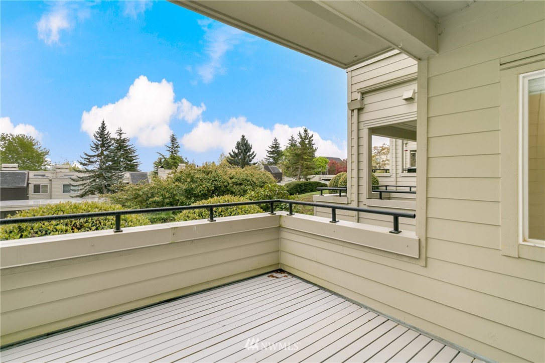 7461 Old Redmond Road, Unit 306 Redmond, WA 98052 - Photo 22 of 25