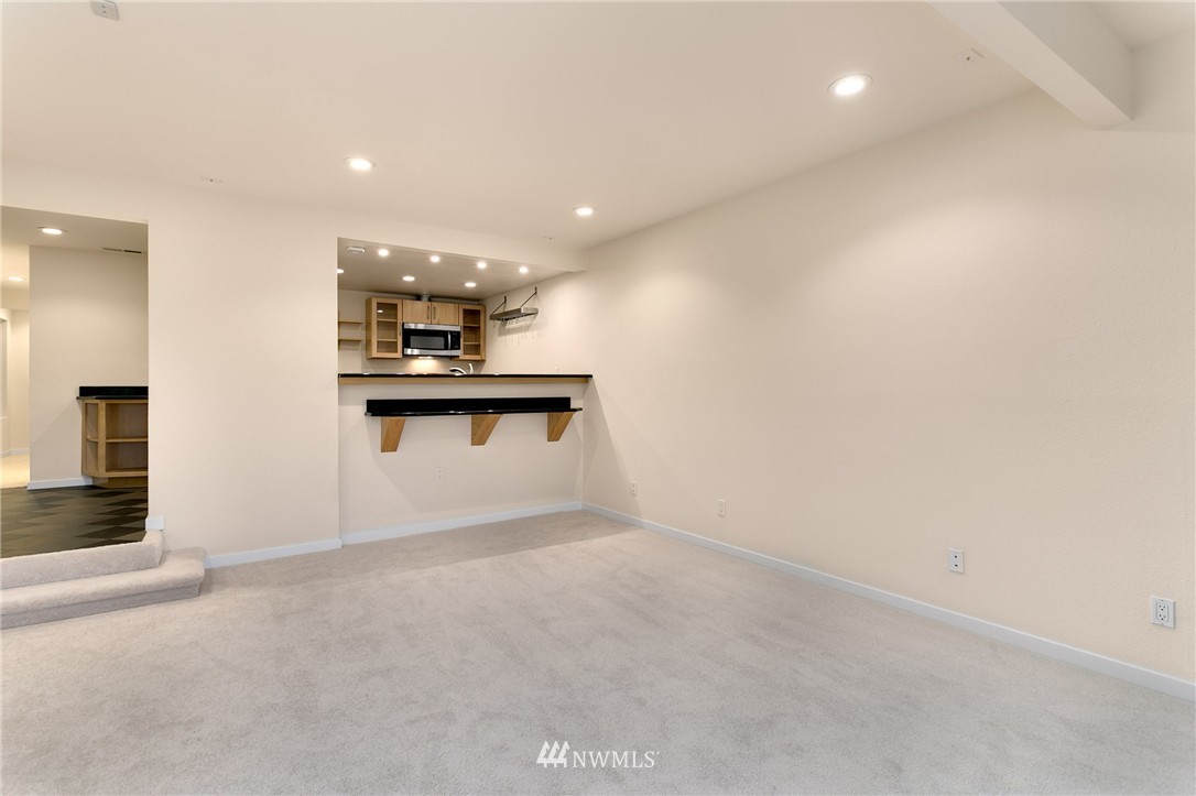 7461 Old Redmond Road, Unit 306 Redmond, WA 98052 - Photo 8 of 25