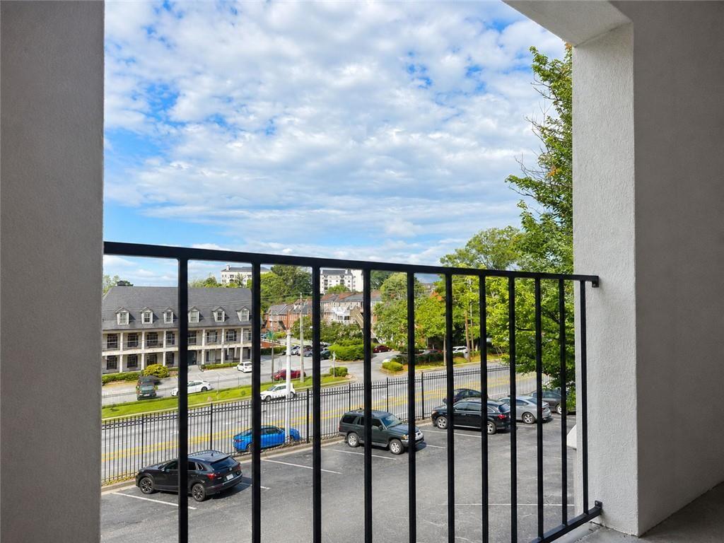 2657 Lenox Road Northeast, Unit G 90 Atlanta, GA 30324 - Photo 7 of 16 Gallery Image 7