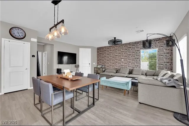 $2,400 | 2205 Ozzy Avenue, Unit 112, Henderson, NV 89012