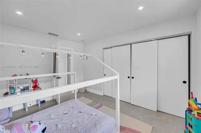 $16,000 | 11340 Southwest 74th Court, Pinecrest, FL 33156