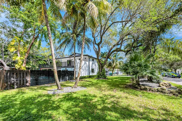 $16,000 | 11340 Southwest 74th Court, Pinecrest, FL 33156