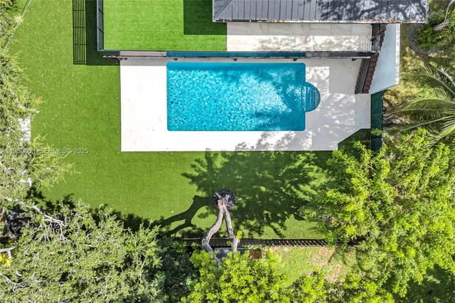 $16,000 | 11340 Southwest 74th Court, Pinecrest, FL 33156