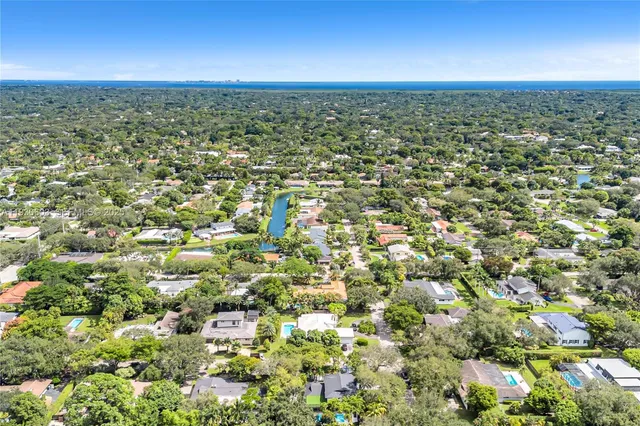 $16,000 | 11340 Southwest 74th Court, Pinecrest, FL 33156