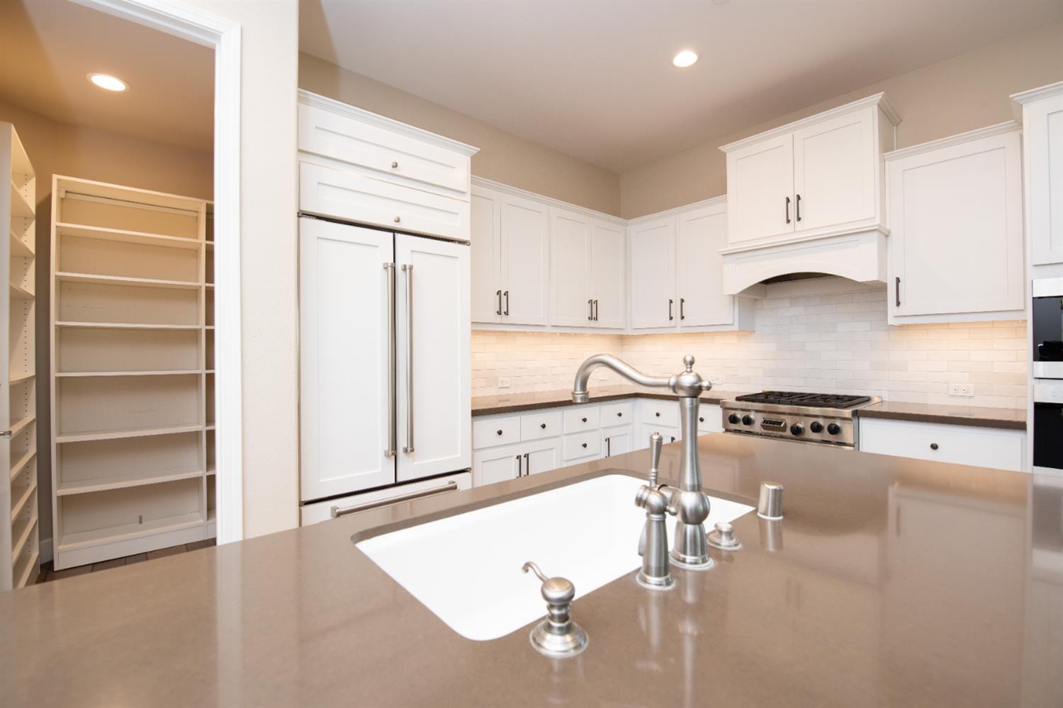 1841 Giardino Way Modesto, CA 95355 - Photo 8 of 63
