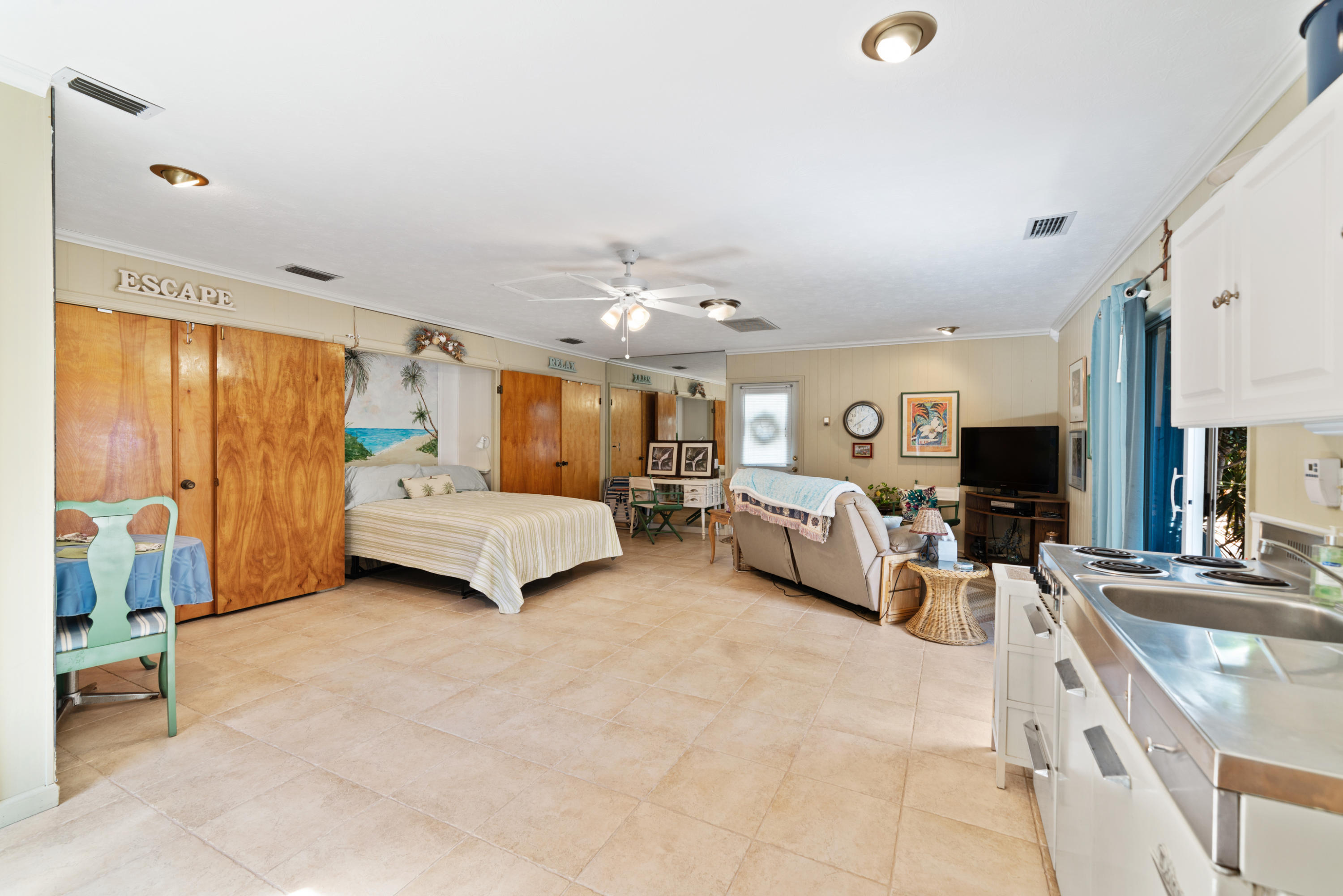 2016 Joy-Rene Lane North Palm Beach, FL 33408 - Photo 20 of 24 EFFICIENCY UNIT #5