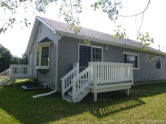 767 West Castle Road Fostoria, MI 48435 - Photo 3 of 48 P1040810.JPG