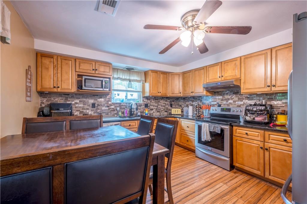327 Beech Road Pittsburgh, PA 15239 - Photo 11 of 46