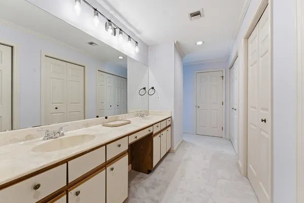 $400,000 | 36 Shady Brook, Unit 36, West Springfield, MA 01089