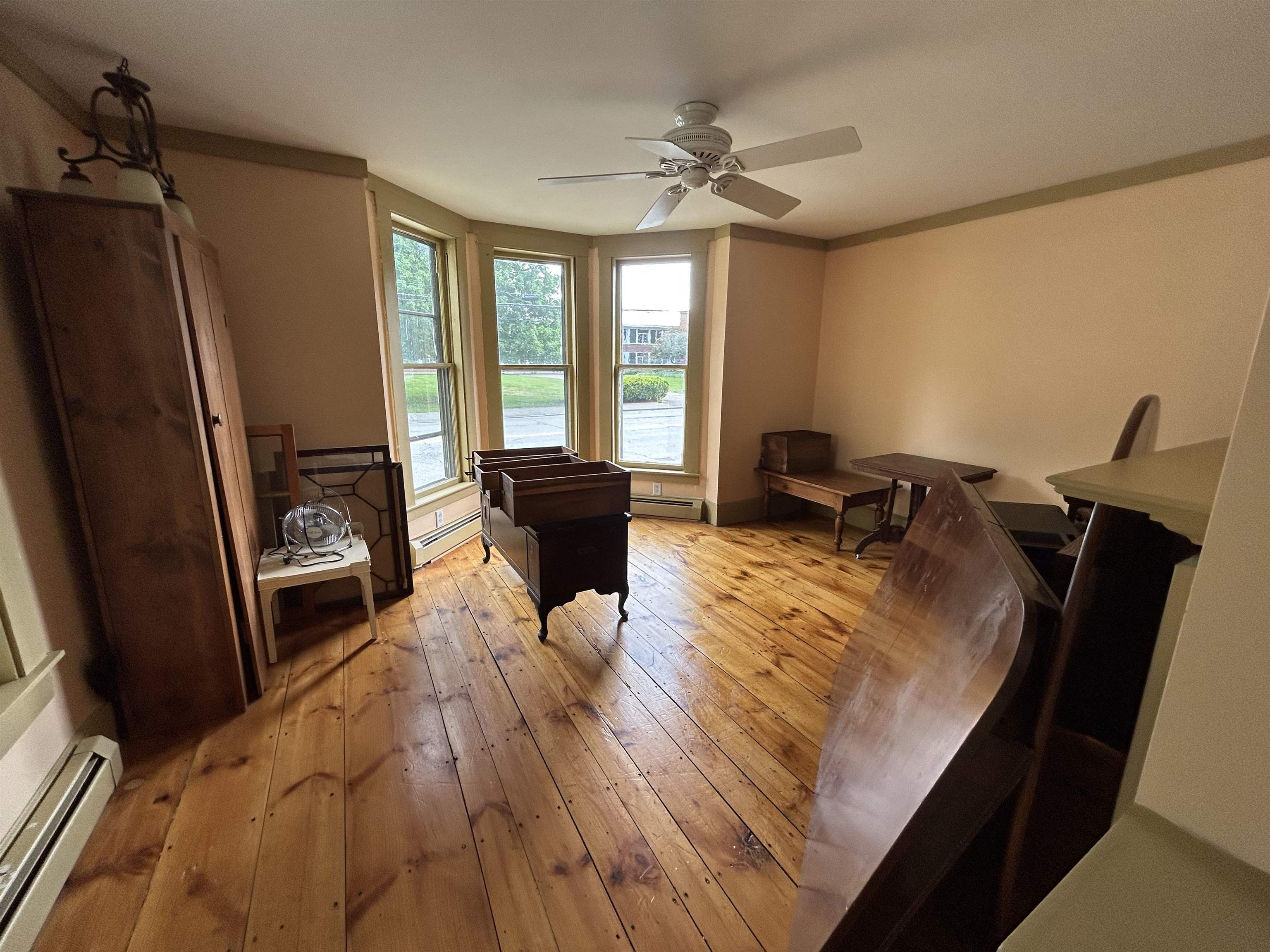 27 Linden Street Exeter, NH 03833 - Photo 3 of 42
