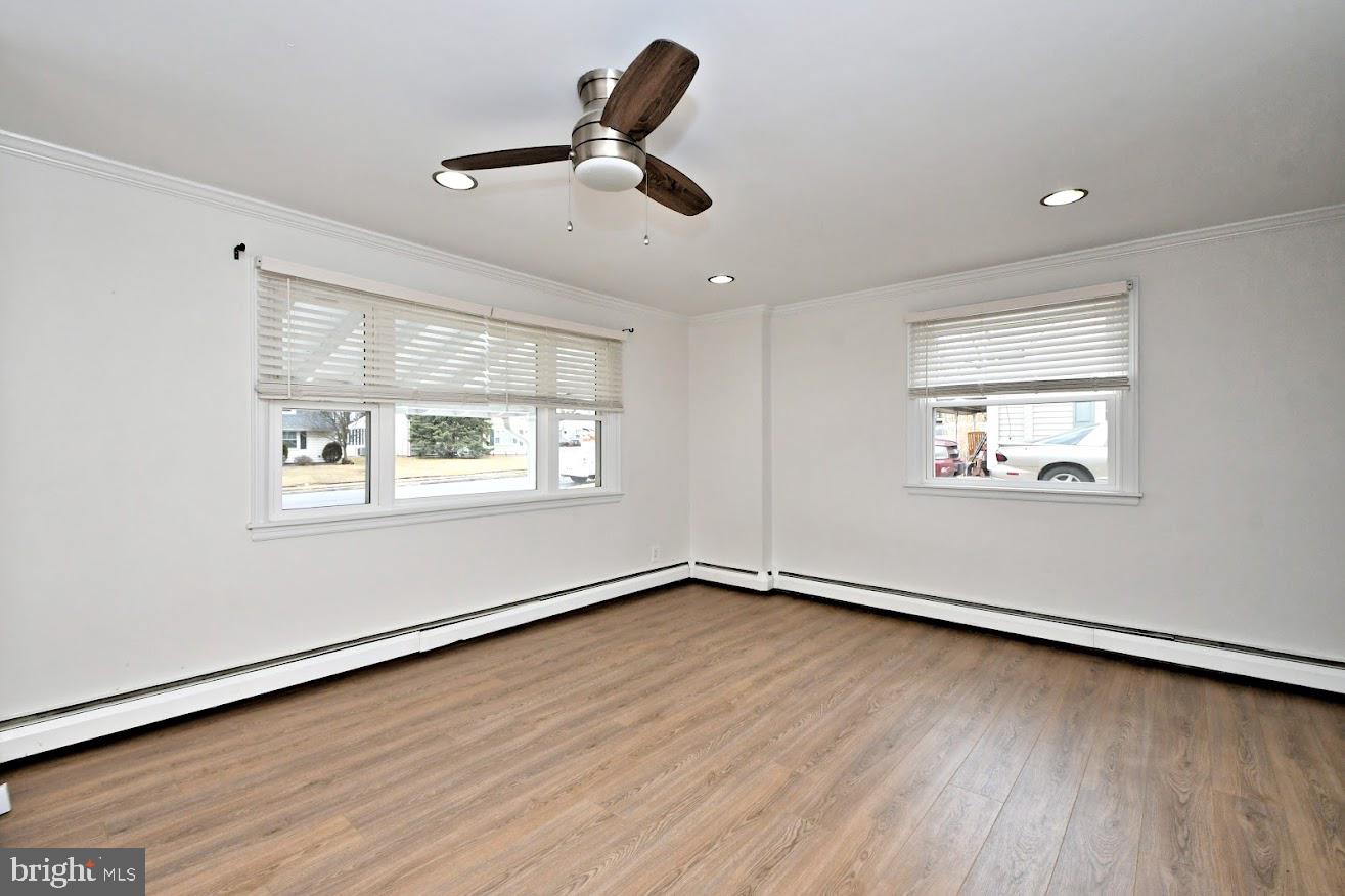 448 Manor Road Hatboro, PA 19040 - Photo 6 of 32 Gallery Image 6