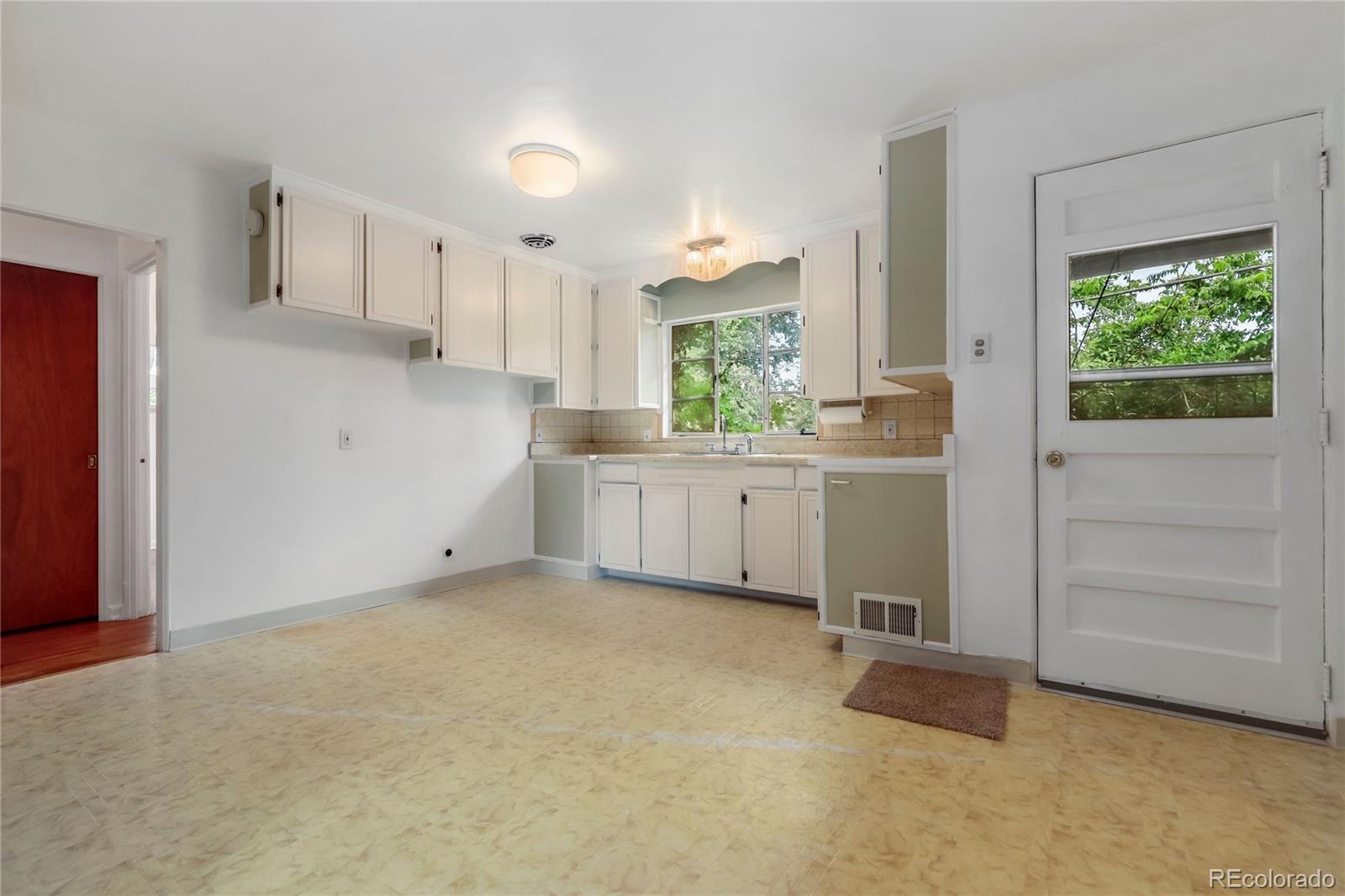 3710 Lewis Street Wheat Ridge, CO 80033 - Photo 16 of 40 Gallery Image 16