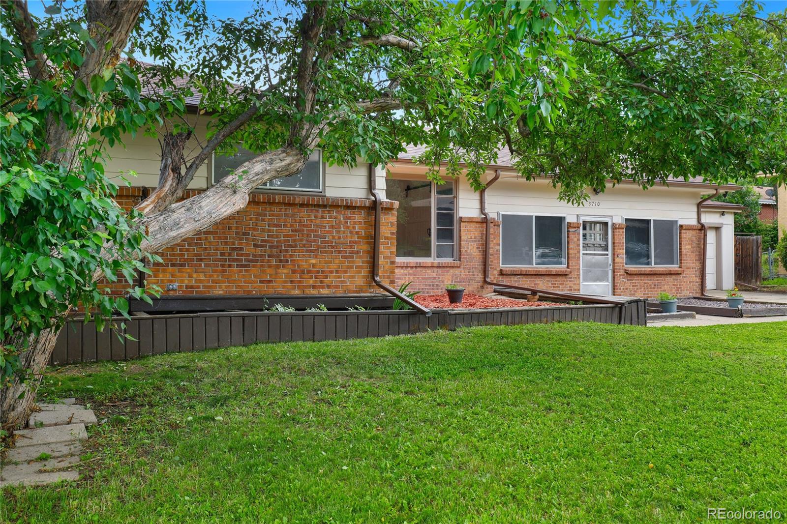 3710 Lewis Street Wheat Ridge, CO 80033 - Photo 3 of 40 Gallery Image 3