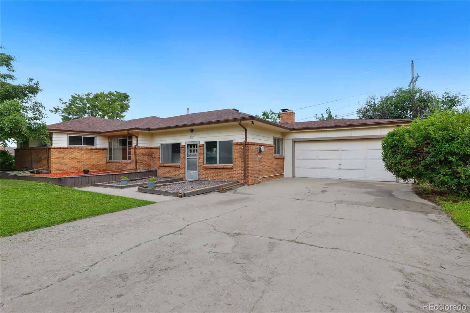 3710 Lewis Street Wheat Ridge, CO 80033 - Photo 4 of 40 Gallery Image 4