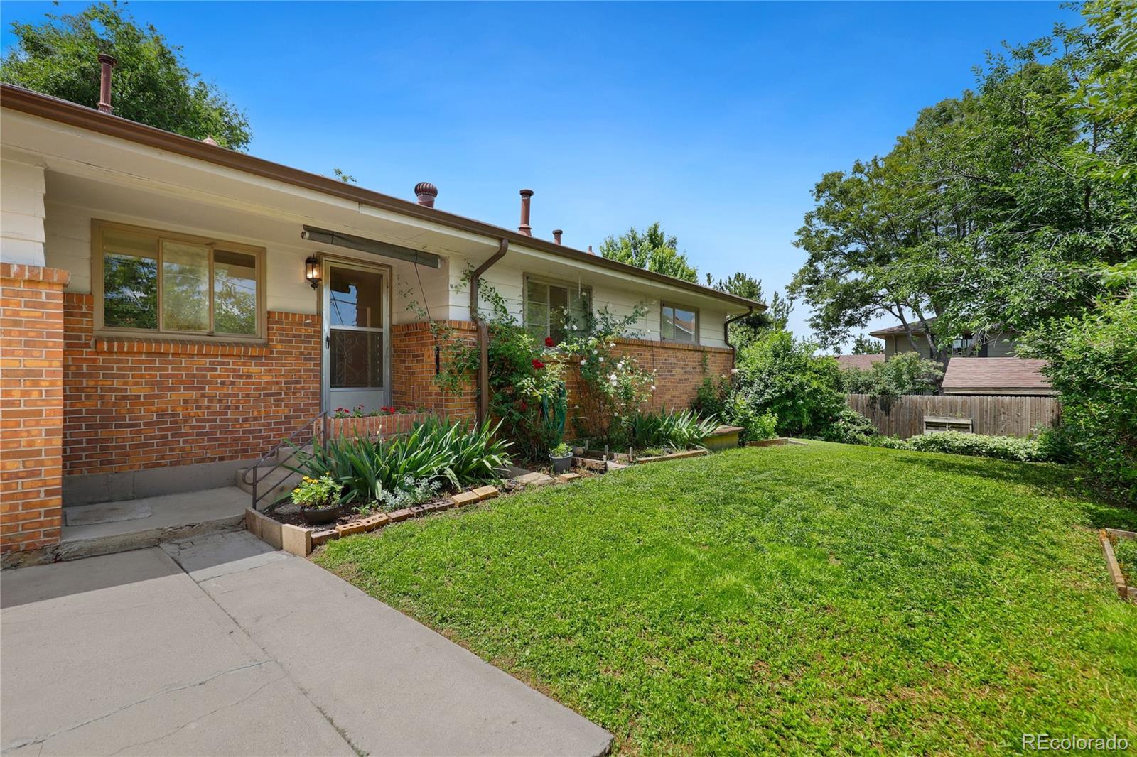 3710 Lewis Street Wheat Ridge, CO 80033 - Photo 5 of 40 Gallery Image 5