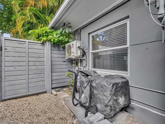 $799,800 | 1124 Northeast 18th Avenue, Fort Lauderdale, FL 33304