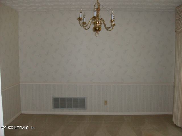 2846 Paces Ferry Road West Orange Park, FL 32073 - Photo 4 of 11 dining room