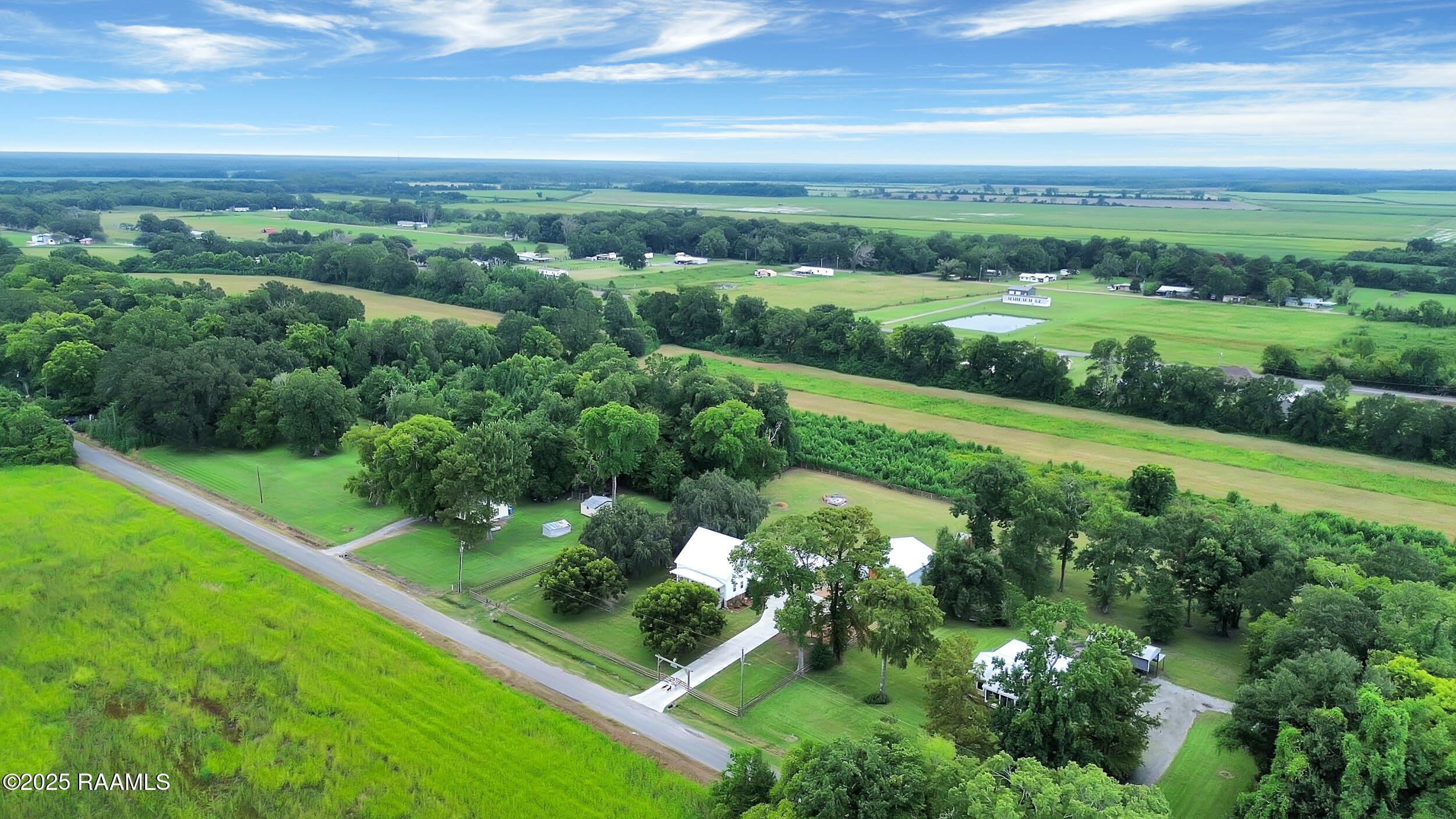1098 Charles Marks Road Arnaudville, LA 70512 - Photo 7 of 35 35_dji_fly_20250818_133704_780_175554233