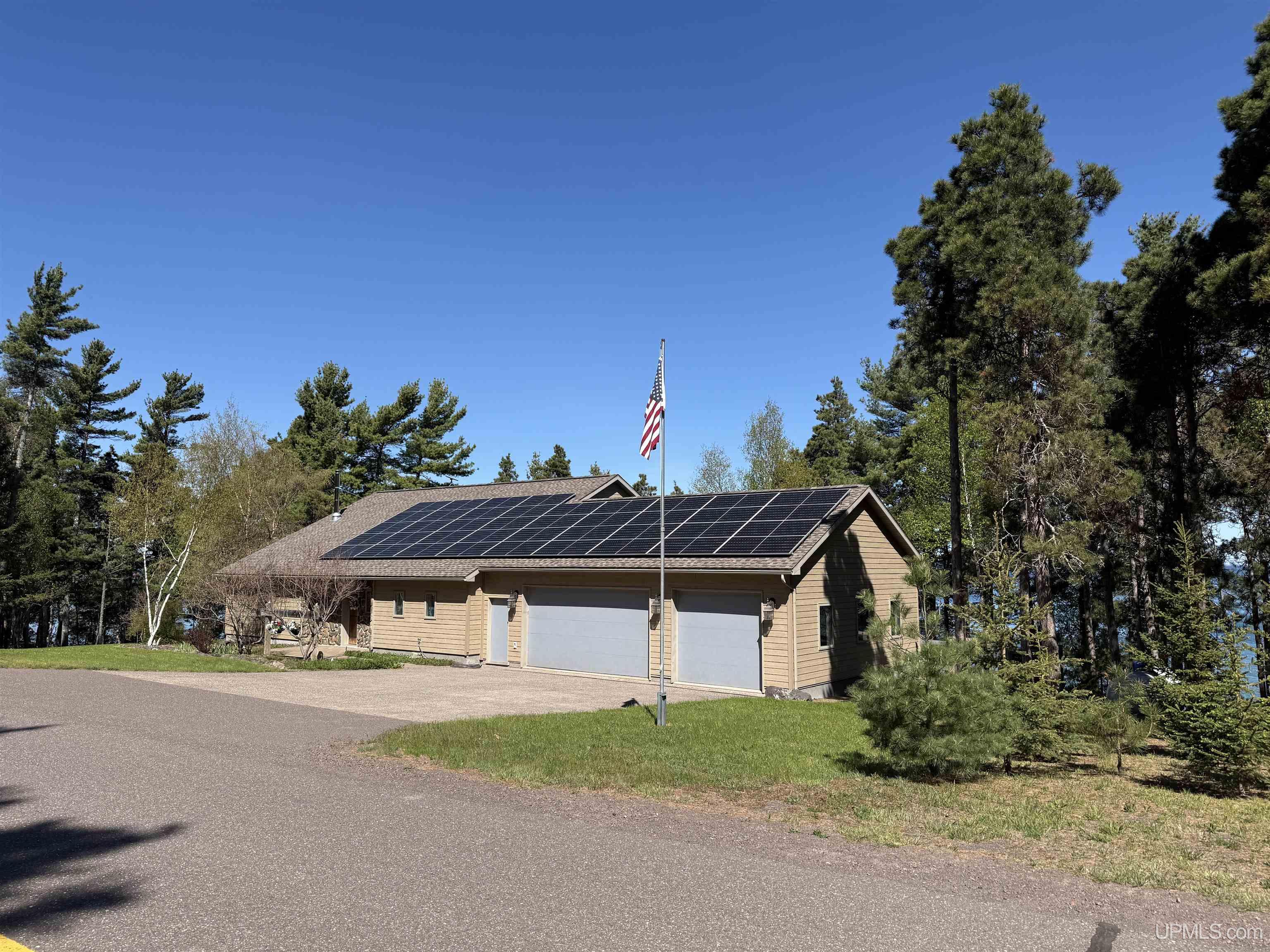 6531 5 Mile Pt Road Allouez, MI 49805 - Photo 13 of 93
