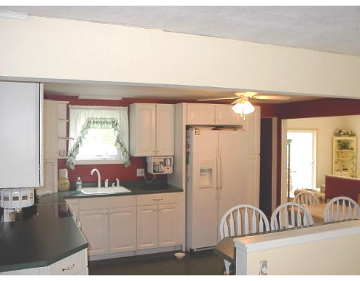 18 Jordan Road Billerica, MA 01821 - Photo 2 of 9