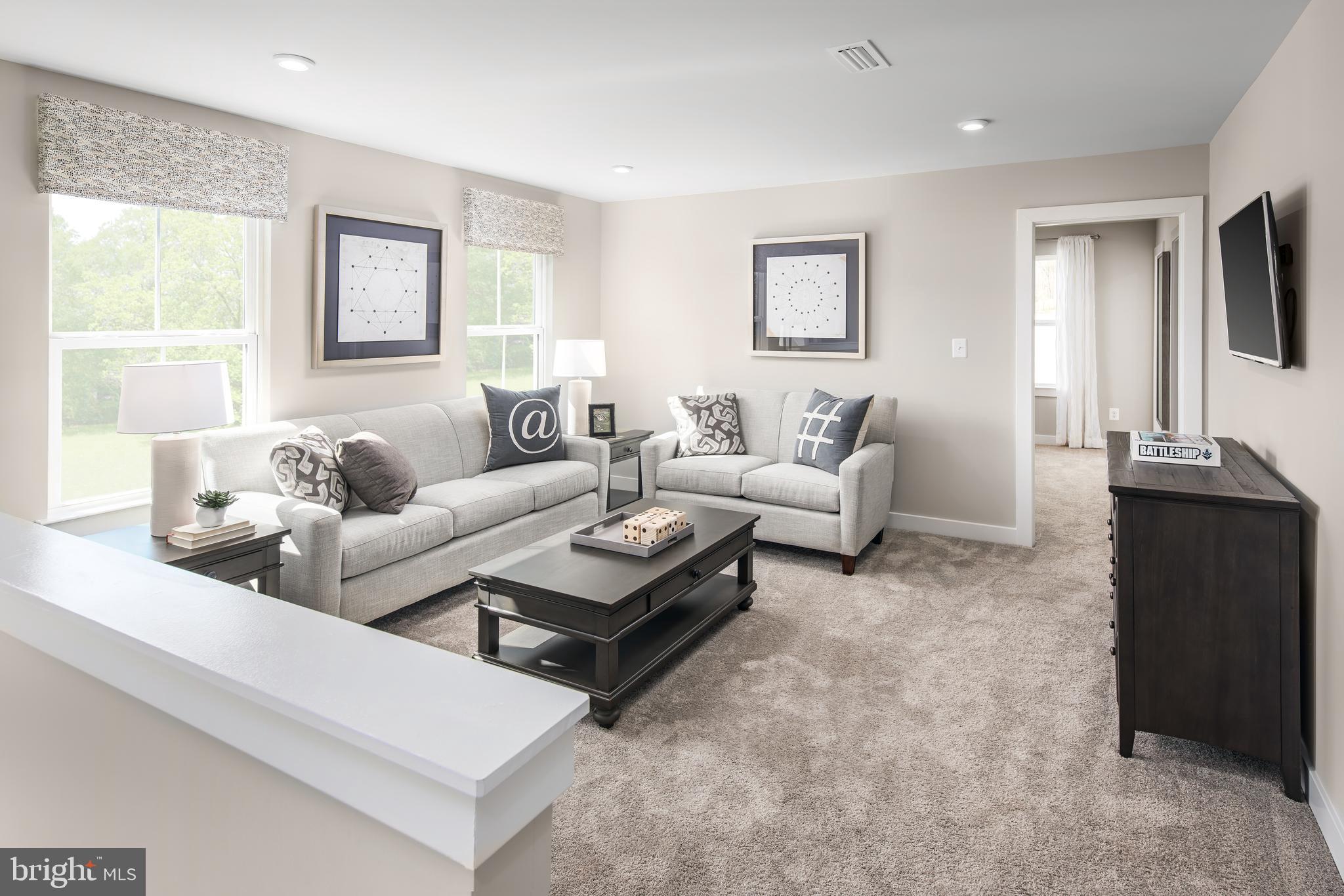 1512 Wallace Way Ranson, WV 25438 - Photo 4 of 18