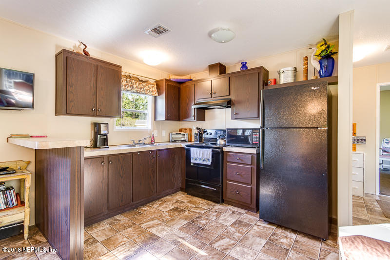 108 Ross Road Satsuma, FL 32189 - Photo 15 of 56 Kitchen