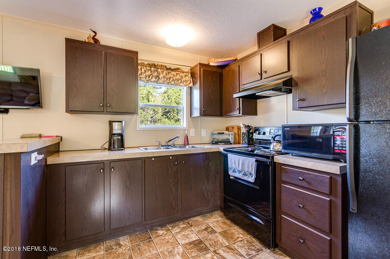 108 Ross Road Satsuma, FL 32189 - Photo 16 of 56 Kitchen