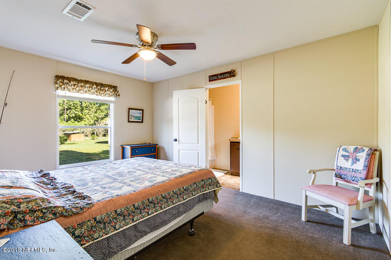 108 Ross Road Satsuma, FL 32189 - Photo 19 of 56 Master Bedroom