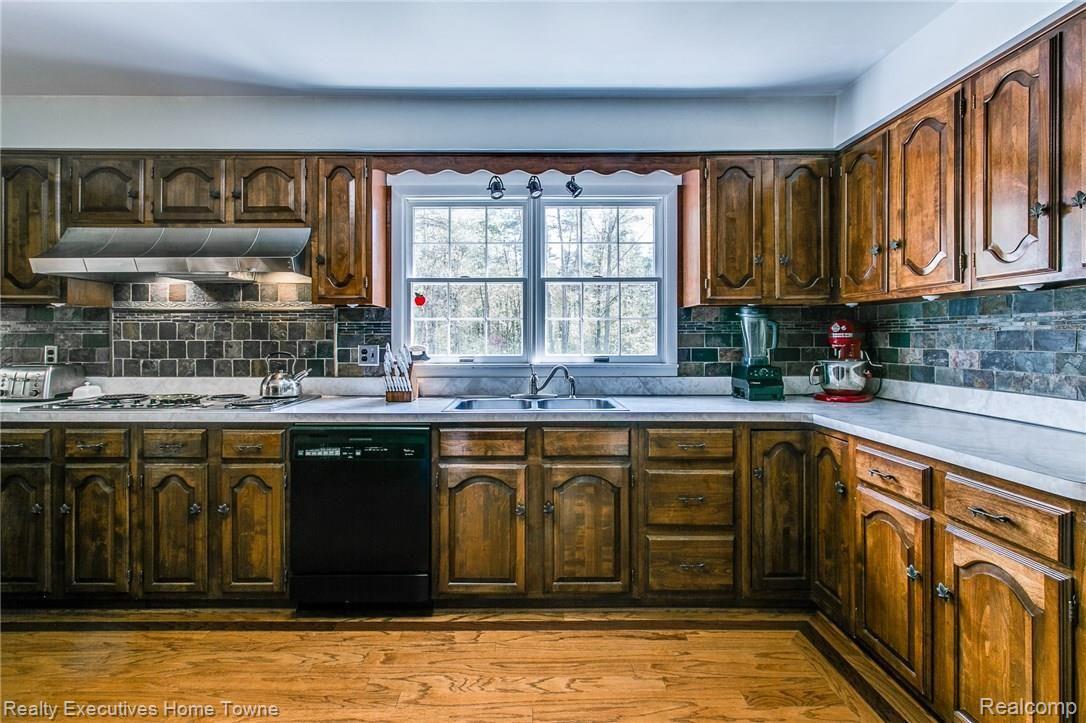 12831 Foley Road Emmett, MI 48022 - Photo 26 of 43 12831 Foley-23.JPG