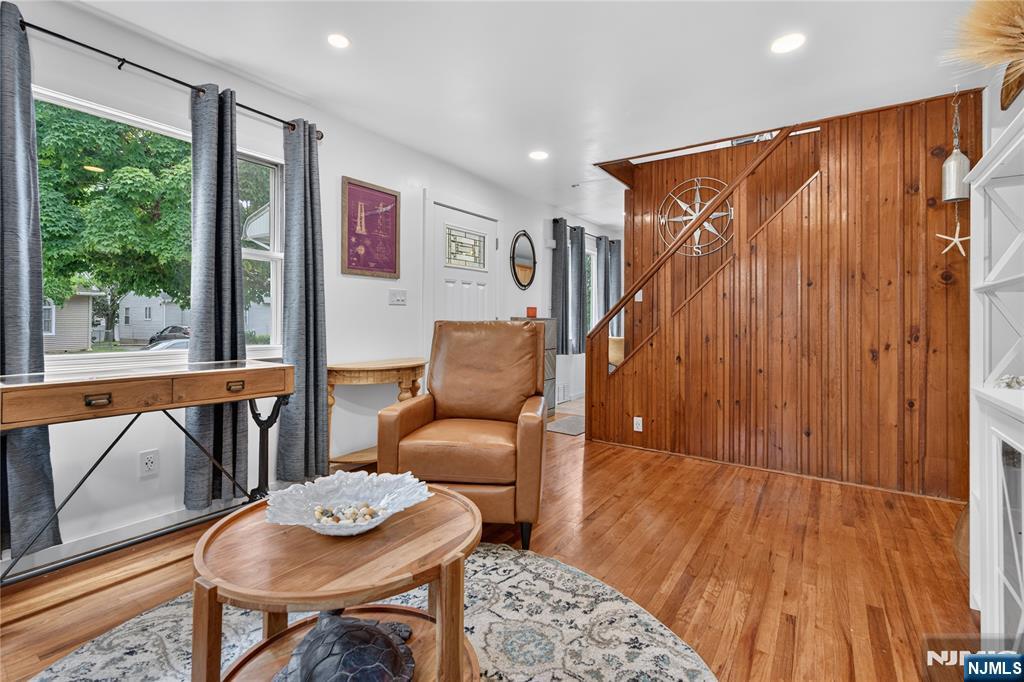 6 Elm Hill Road Clifton, NJ 07013 - Photo 7 of 38