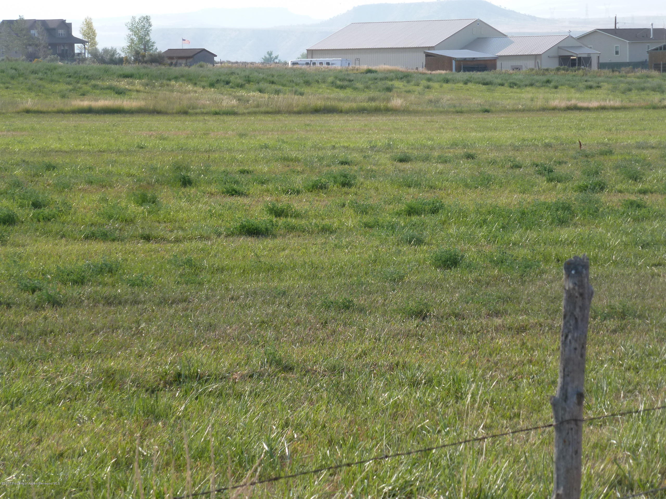 225 Rifle Co 81650 Rifle, CO 81650 - Photo 1 of 4 a view of a field with an ocean