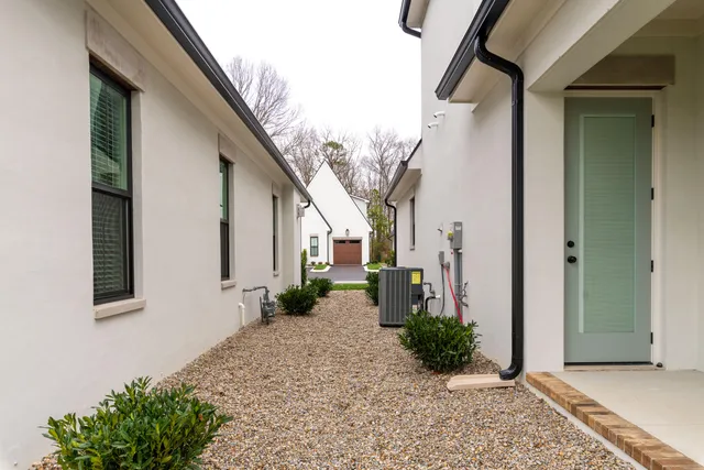 $2,400 | 1708 Double Oak Trail, Chattanooga, TN 37421