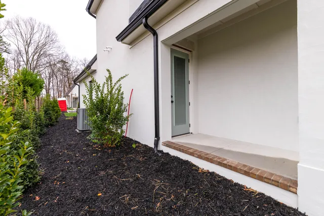 $2,400 | 1708 Double Oak Trail, Chattanooga, TN 37421