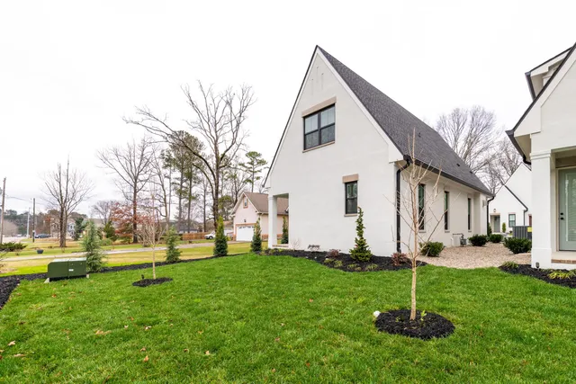 $2,400 | 1708 Double Oak Trail, Chattanooga, TN 37421