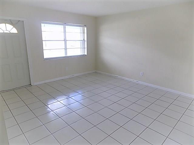 4434 Southeast Village Road Stuart, FL 34997 - Photo 10 of 23 M20014753_9