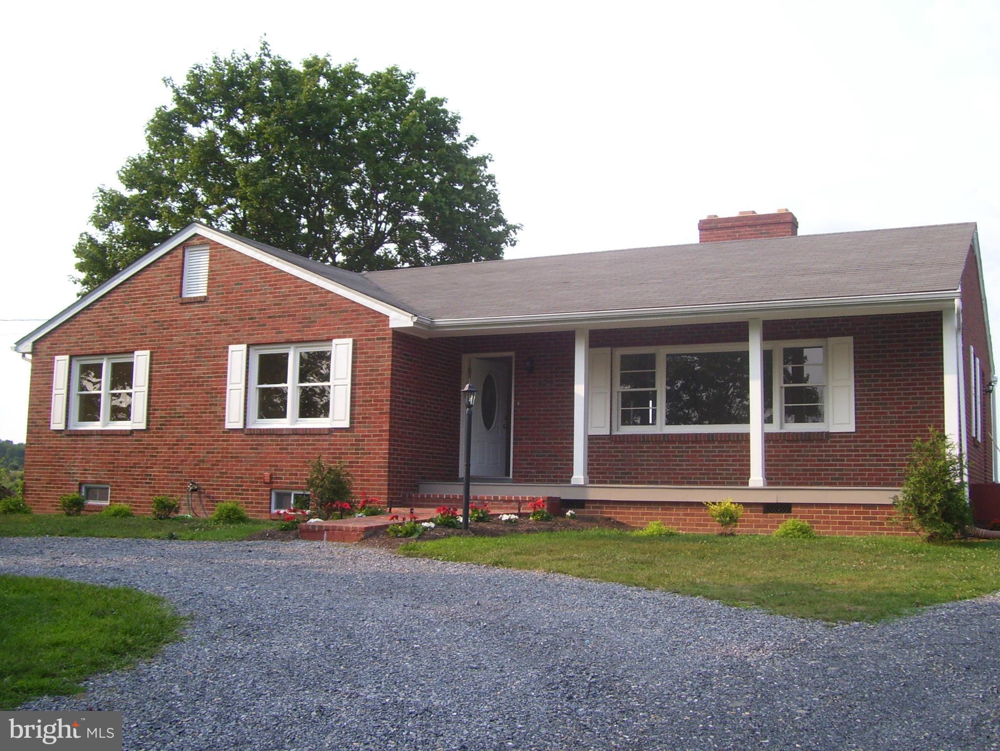 624 Marlboro Road Stephens City, VA 22655 - Photo 2 of 5 Exterior (Front)