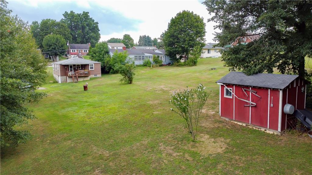204 Rural Drive Butler, PA 16001 - Photo 16 of 22 Gallery Image 16