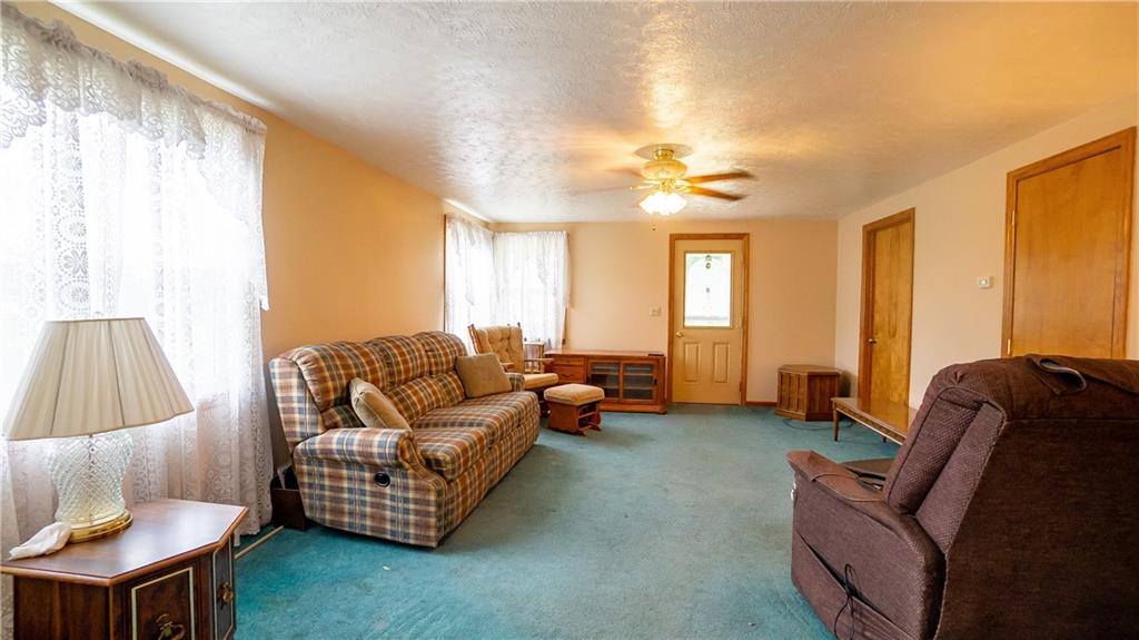 204 Rural Drive Butler, PA 16001 - Photo 7 of 22 Gallery Image 7