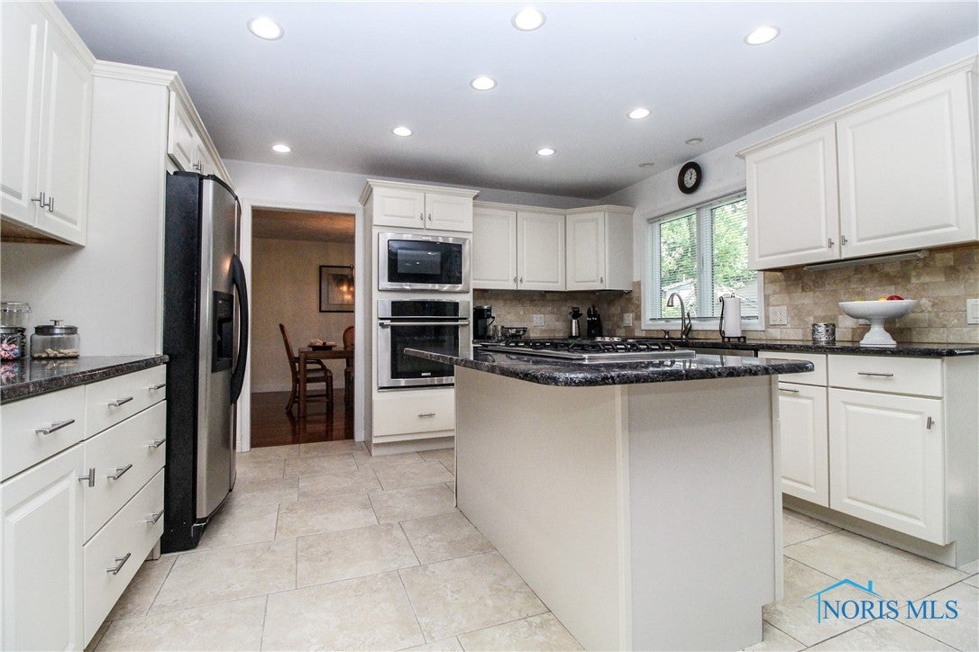 2416 Wealdstone Road Toledo, OH 43617 - Photo 14 of 50 Gallery Image 14