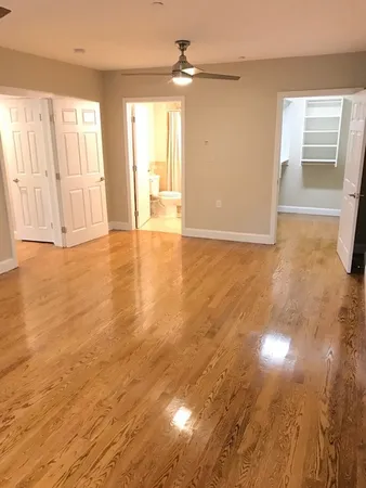 $2,890 | 1522 VFW Parkway, Unit 204, Boston, MA 02132