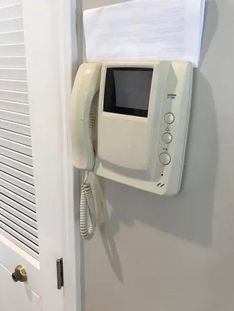 $2,890 | 1522 VFW Parkway, Unit 204, Boston, MA 02132