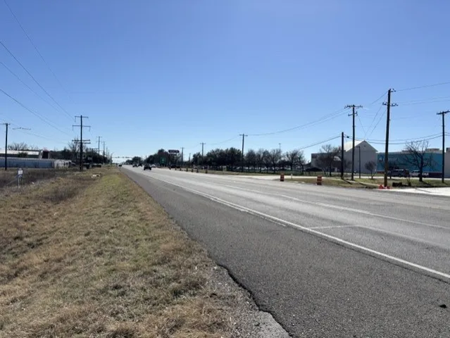 $1,950,000 | 4030 North Main Street, Taylor, TX 76574